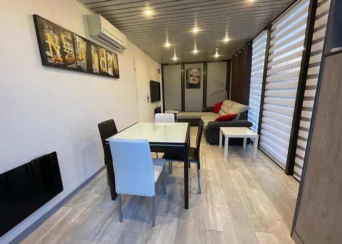 Chaleureuse Annexe Contemporaine 아파트 엔지스하임