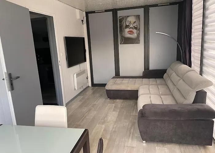 Chaleureuse Annexe Contemporaine Apartman